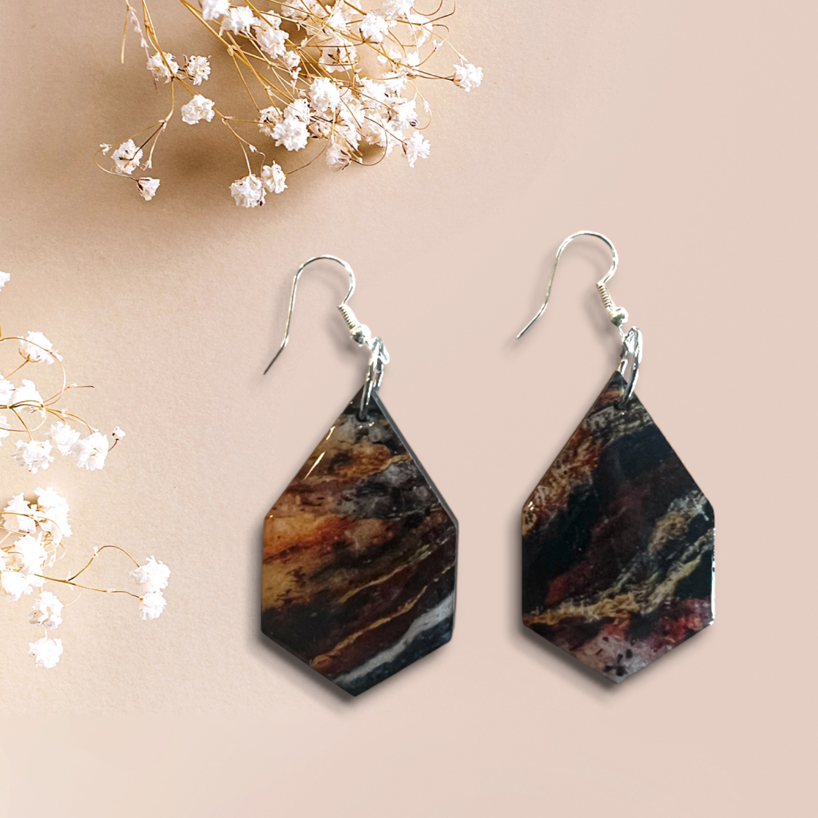 Marble texture dangle earrings - 